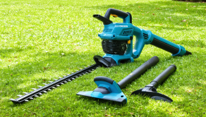 explorez la gamme d’outils sans fil oregon : souffleur, élagueur et taille-haie. performants, faciles à utiliser et prêts à l'emploi, ils vous accompagnent pour tous vos travaux de jardinage.