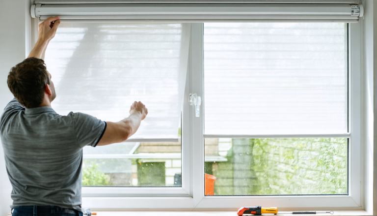 découvrez comment installer une moustiquaire de fenêtre enroulable pour protéger votre intérieur des allergies au pollen. profitez d'un air pur tout en gardant vos fenêtres ouvertes grâce à nos conseils pratiques et étapes simples.